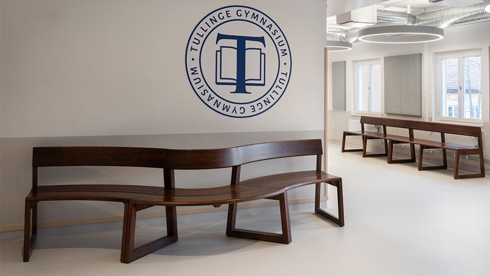 Tullinge Gymnasium Meander sofa solid wood Karl Andersson Söner