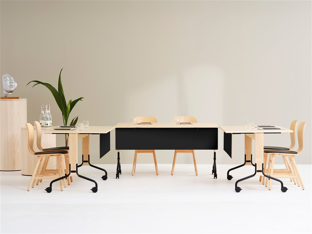 Rollo folding flexible table Karl Andersson Söner